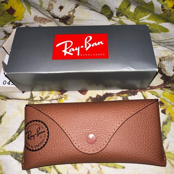 Ray-Ban Aviators Black New - Picture 3 of 5